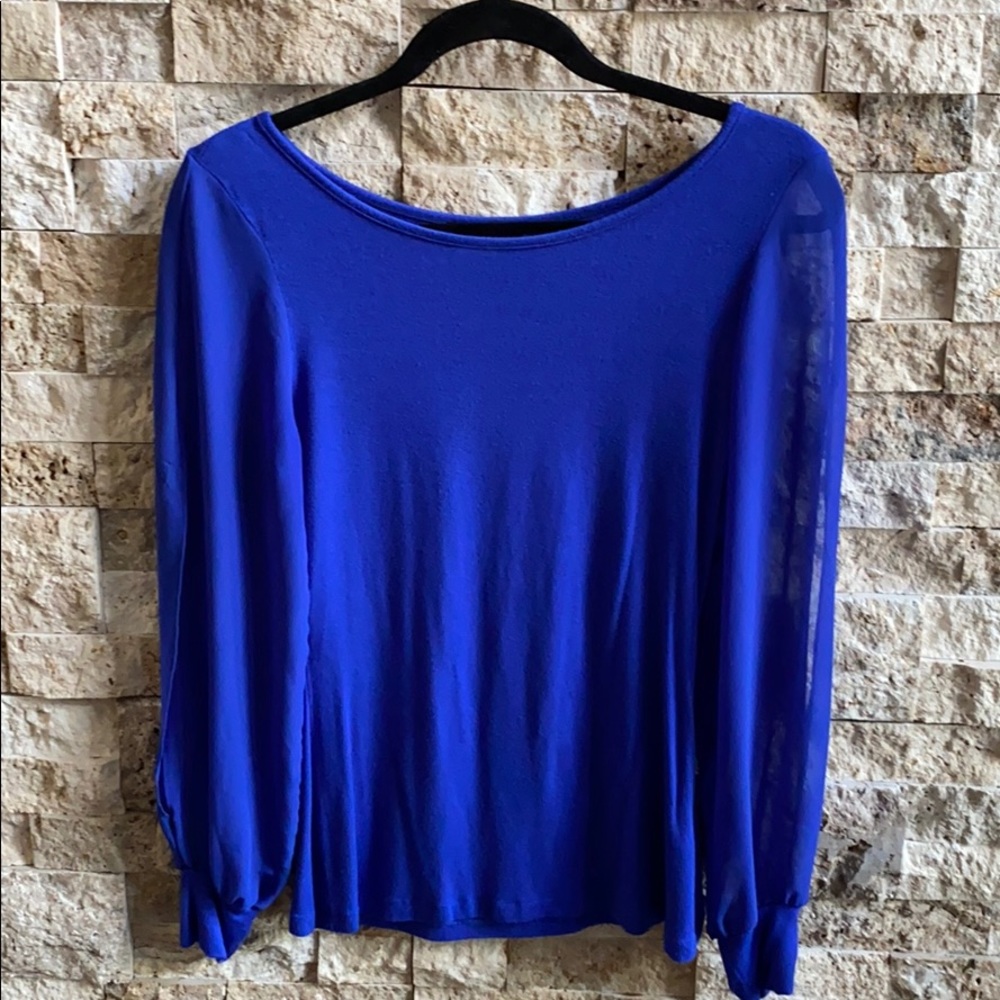 Long blue top